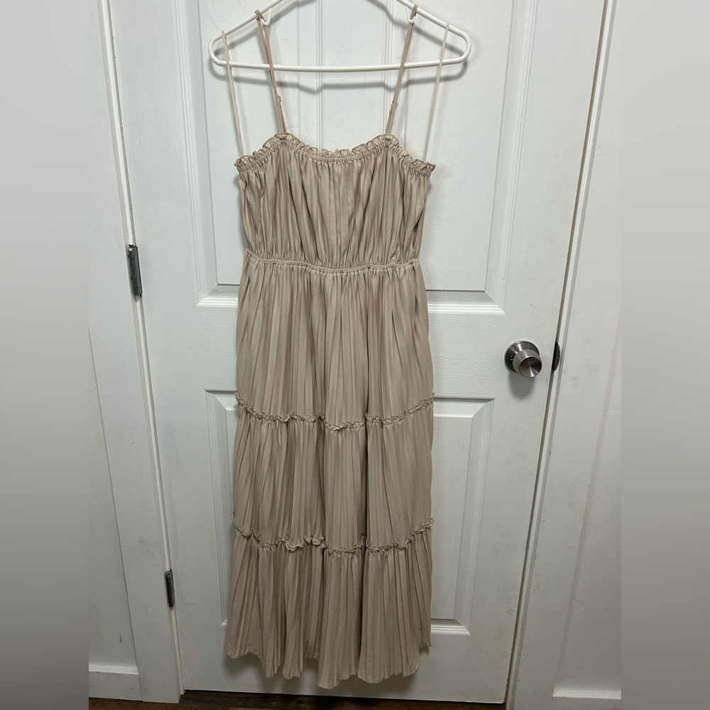 Wishlist Apparel Chic Beige Maxi Dress